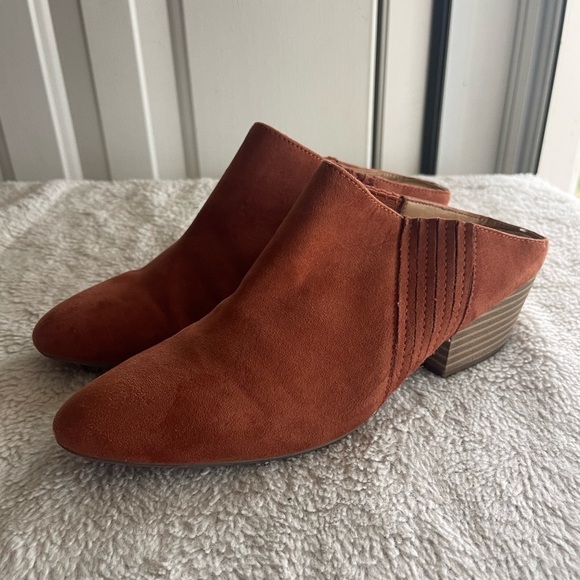 BCBGeneration Lori rust burnt orange slip on mule bootie - Picture 1 of 11